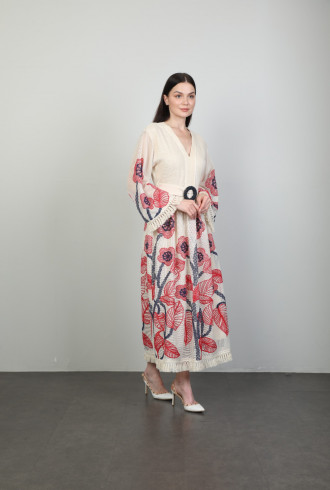 Çiçek Desenli Nakış İşlemeli Kemerli Elbise Çiçek Desenli Nakış İşlemeli Kemerli Elbise